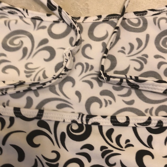 LANE BRYANT SIZE 14/16W - White/Black Adjustable Spaghetti Strap Cami Tank #190 - Picture 8 of 9